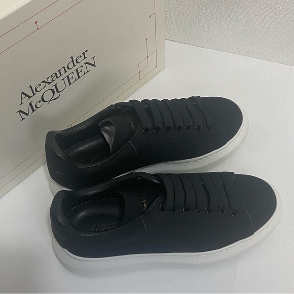 ALEXANDER MCQUEEN Oversized Women Alexander McQueen 💗Black Women\'s Sneakers